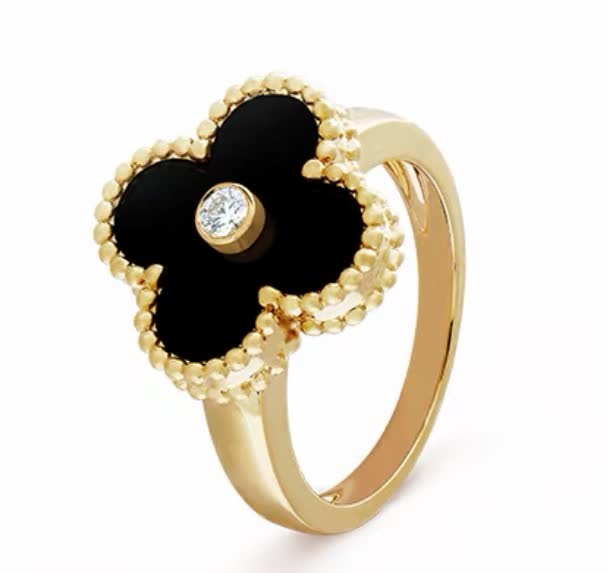 Van Cleef & Arpels Vintage Alhambra Ring